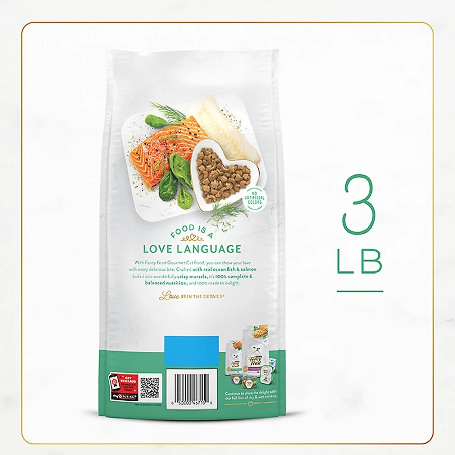 PetSmart Fancy Feast Dry Cat Food for All Life Stages - Enriched with Essential Vitamins