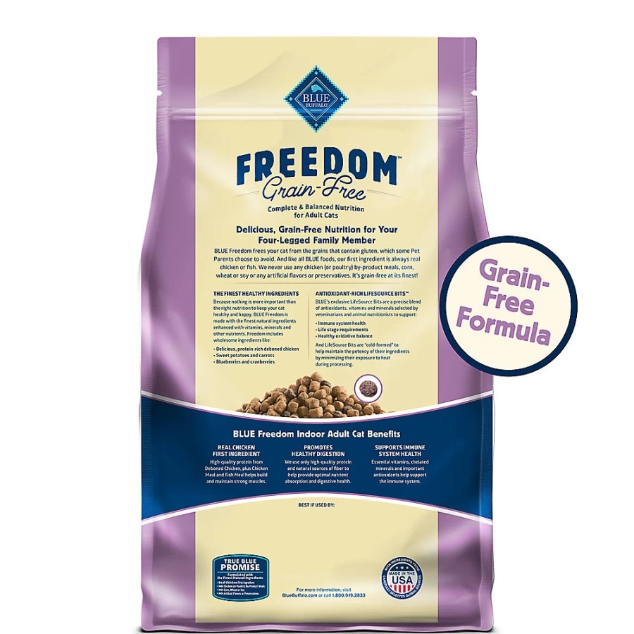 PetSmart Blue Buffalo Freedom Grain-Free Dry Cat Food - All Life Stages, Chicken Recipe, Natural Ingredients