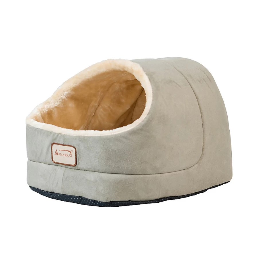 PetSmart Armarkat Sage Green & Beige Faux Suede Cat Bed with Plush Faux Fur