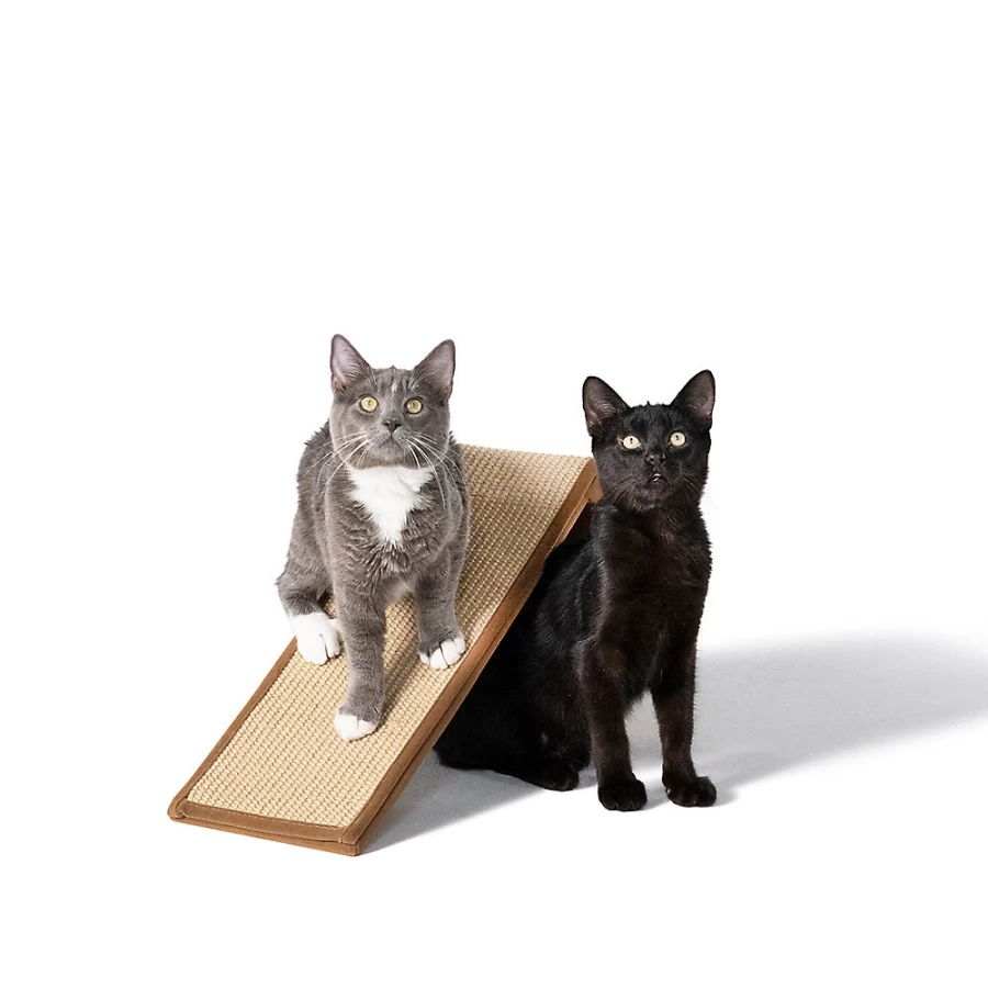 PetSmart Whisker City Stretch 'n Scratch Cat Scratching Ramp for Indoor Cats