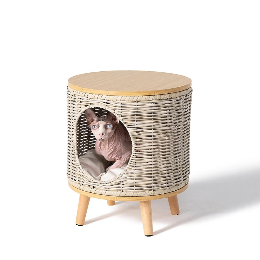 PetSmart Whisker City 16-Inch Wicker Cat Bed - Cozy Lounger for Cats, Natural Basket Style Pet Furniture