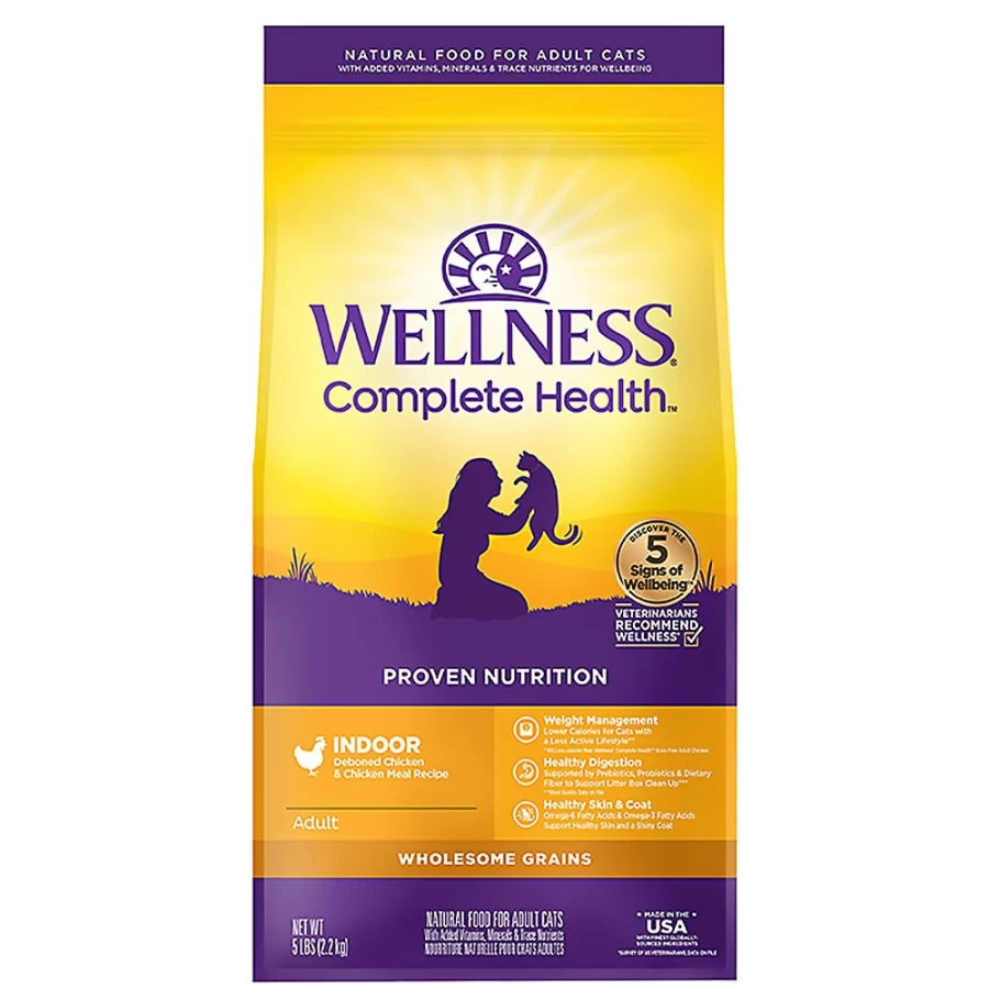 PetSmart Wellness Complete Health Natural Dry Cat Food, Chicken Recipe for Balanced Nutrition