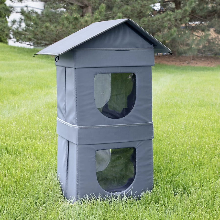 PetSmart Insulated Outdoor Cat House - Kitty City Weatherproof Cat Condo for All Seasons