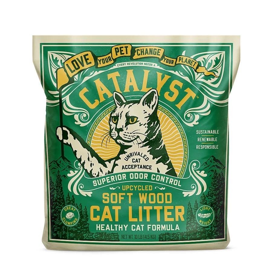 PetSmart Scented Upcycled Wood Cat Litter - Natural Clumping, Low Dust, Lightweight, Eco-Friendly