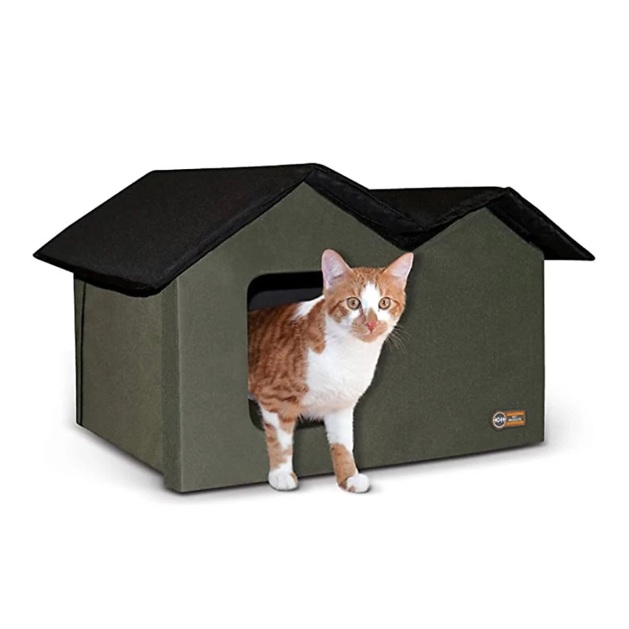 PetSmart Extra-Wide Outdoor Kitty House for Cats – Unheated Weather-Resistant Shelter