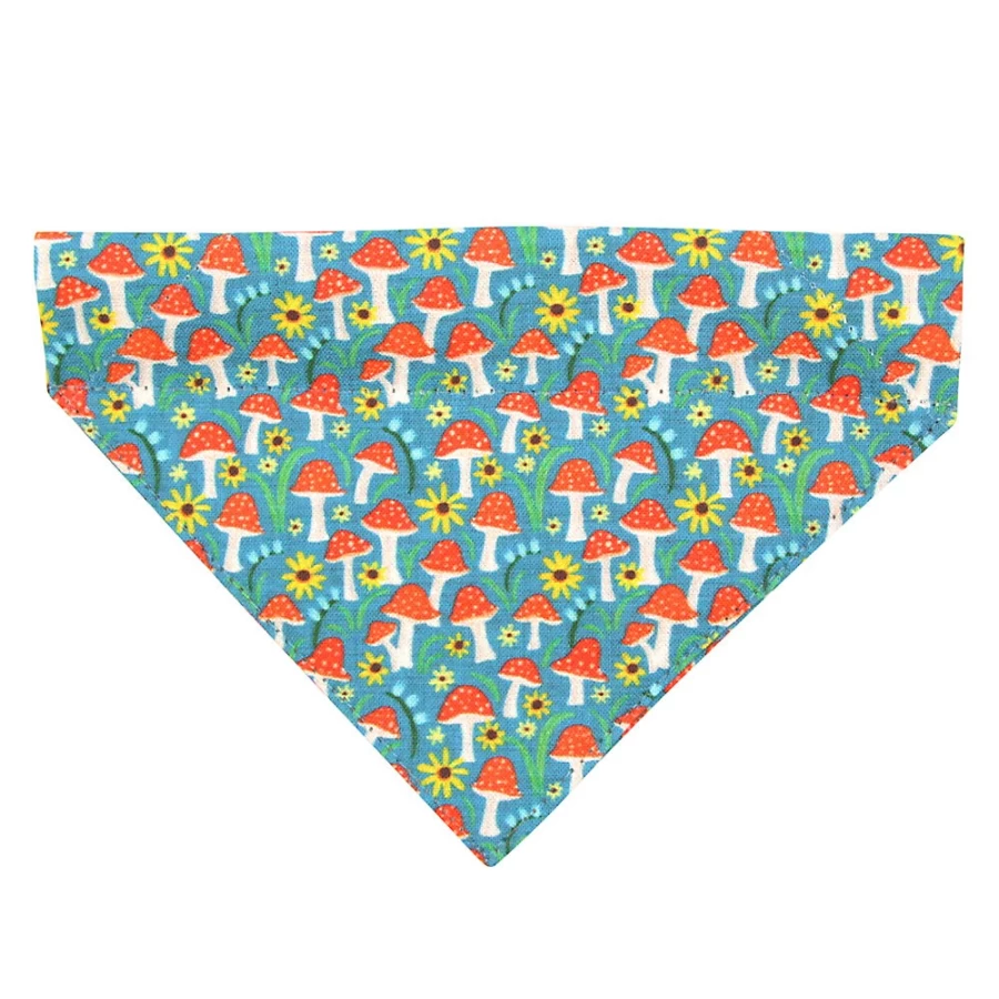 PetSmart Cleo Magic Mushrooms & Toadstool Slide-On Cat Bandana for Pets